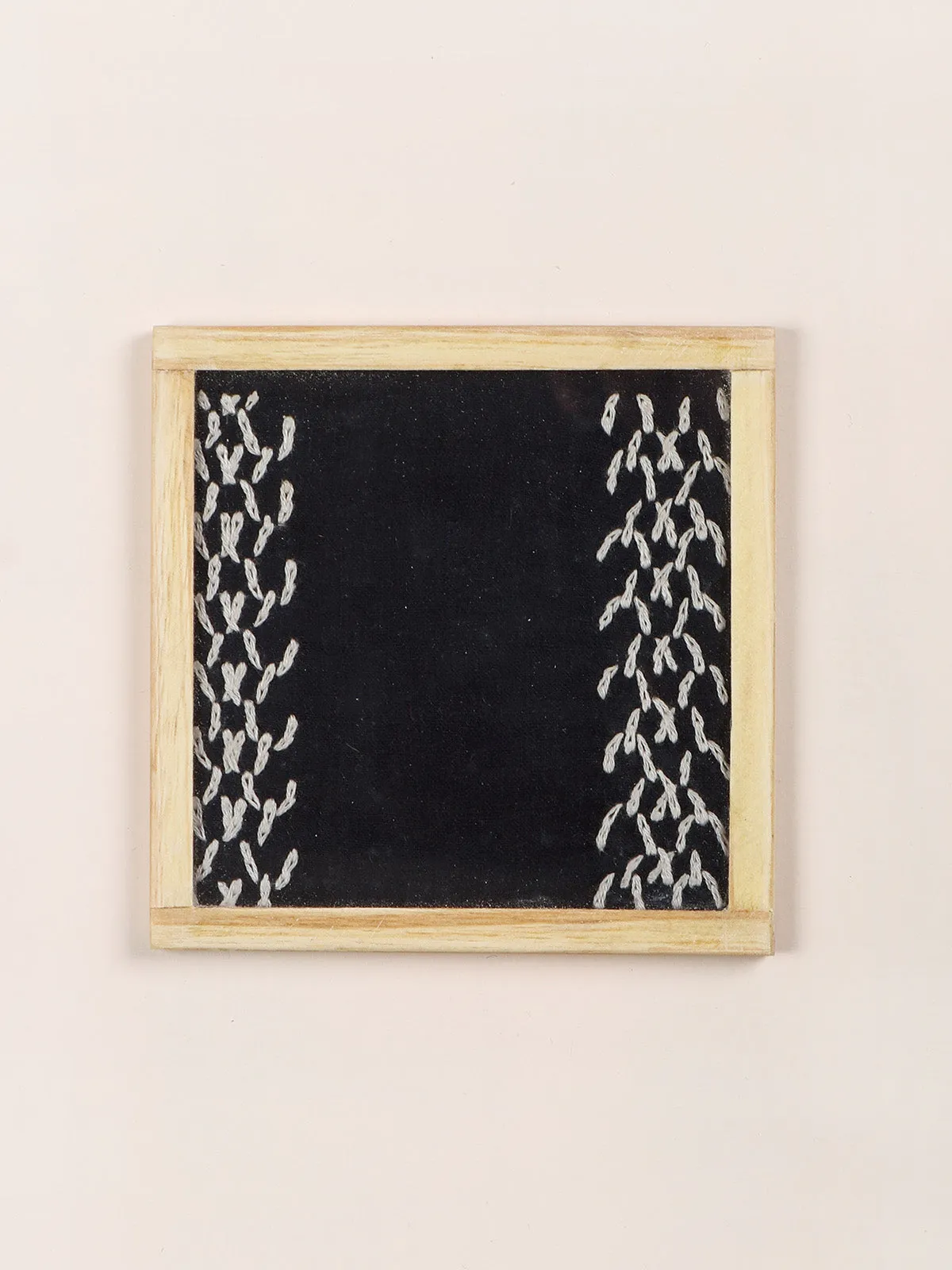 Juventus Handwoven Coasters Set Of 6 Pcs Black