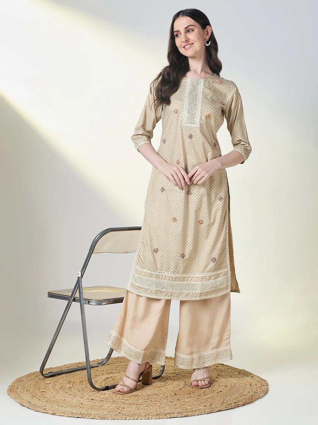Women Beige Geometric Straight Kurta Set